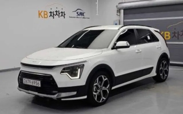 디올뉴니로 중고차 디 올 뉴 니로 시그니처 매물 사진 8 - 2022/05 117,383km