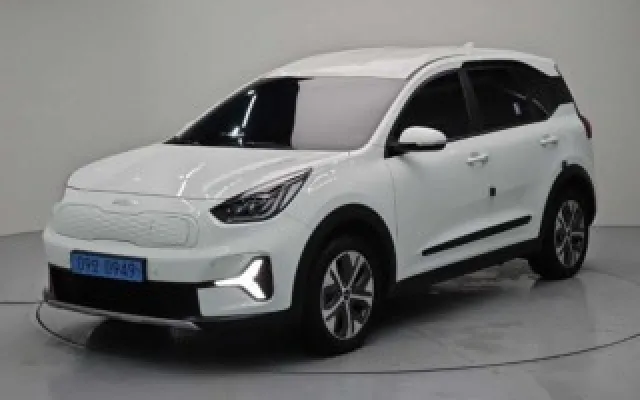 디올뉴니로 중고차 니로 플러스 EV 에어 매물 사진 16 - 2022/09 121,470km