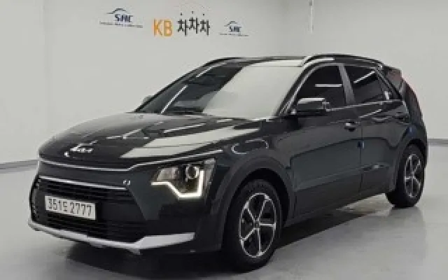 디올뉴니로 중고차 디 올 뉴 니로 트렌디 매물 사진 10 - 2022/02 108,398km