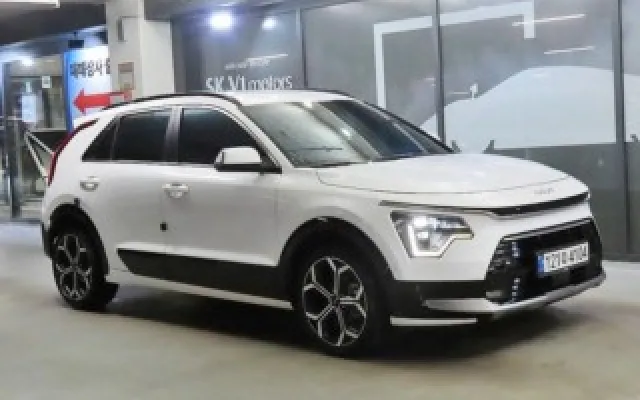 디올뉴니로 중고차 디 올 뉴 니로 시그니처 매물 사진 3 - 2022/11 25,007km