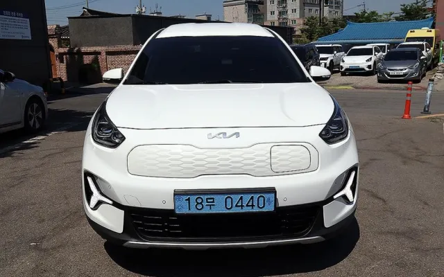디올뉴니로 중고차 니로 플러스 EV 에어 매물 사진 17 - 2022/08 161,590km