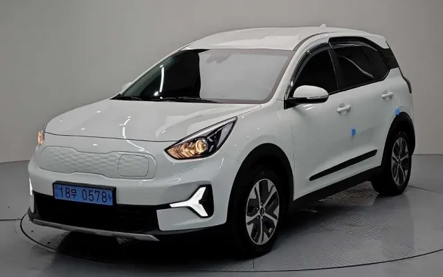 디올뉴니로 중고차 니로 플러스 EV 라이트 (택시) 매물 사진 14 - 2022/07 245,600km